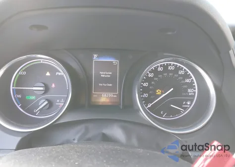 2020 Toyota Camry Le Hybrid z USA, uszkodzony, nr VIN 4T1C31AK3LU019712